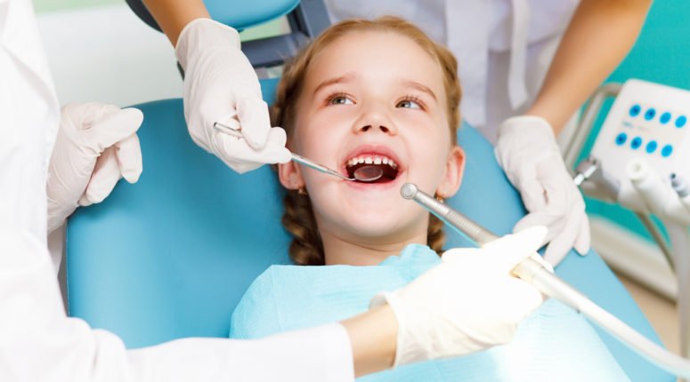 Primera visita dental infantil